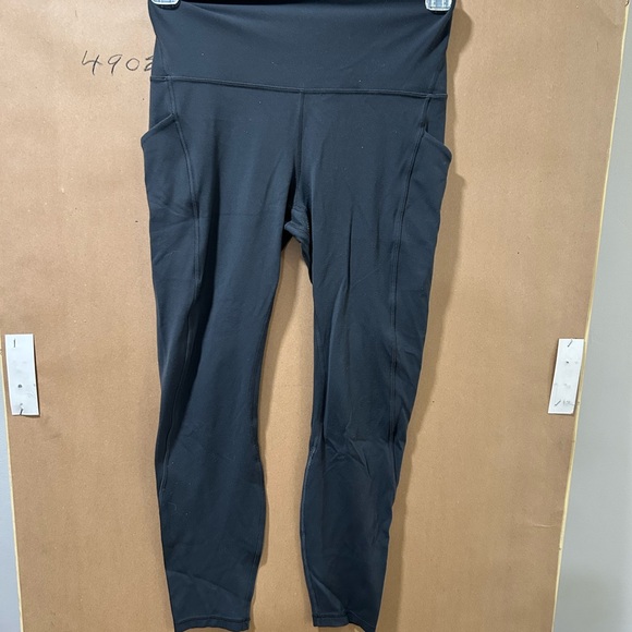 lululemon athletica Graphite Align with Pockets 25” Leggings - Picture 2 of 5
